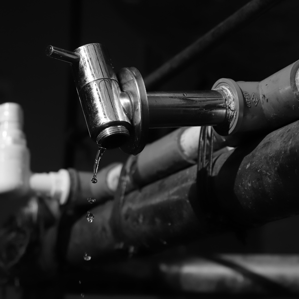 Faucet Repair Near Me | Metro Plumbing LA